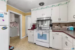 102 Pearl St, Torrington, CT 06790 - Photo 13