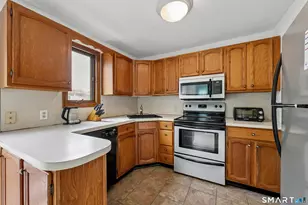 138 Butternut Ln, Bristol, CT 06010 - Photo 5