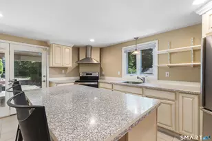 75 Peterson Ave, Waterbury, CT 06705 - Photo 7