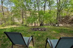 22 Lakeview St, East Hampton, CT 06424 - Photo 15