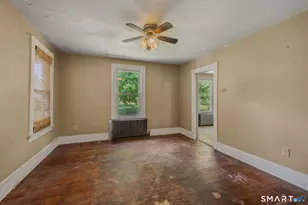 180 N Rd, Groton, CT 06340 - Photo 9