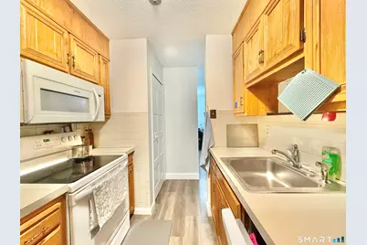 34A Padanaram Road #127, Danbury, CT 06811 - Photo 3