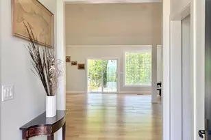 11R Upper Kensington Dr, East Lyme, CT 06333 - Photo 3