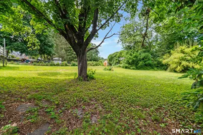 67 Macarthur Drive, Waterbury, CT 06704 - Photo 27