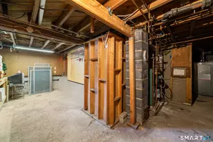 67 Macarthur Dr, Waterbury, CT 06704 - Photo 23