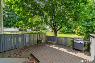 67 Macarthur Dr, Waterbury, CT 06704 - Photo 25
