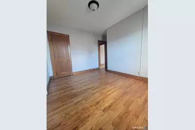 1048 Broad Street #2B, Meriden, CT 06450 - Photo 7