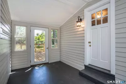 28 Whiting Lane, West Hartford, CT 06119 - Photo 3