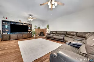 31 Granite Dr, Norwalk, CT 06850 - Photo 15