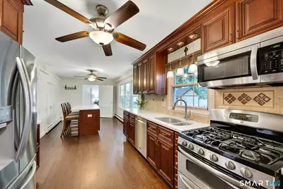 31 Granite Drive, Norwalk, CT 06850 - Photo 9
