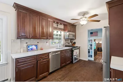31 Granite Drive, Norwalk, CT 06850 - Photo 9
