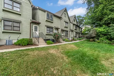 462 Glendale Avenue #20, Bridgeport, CT 06606 - Photo 3