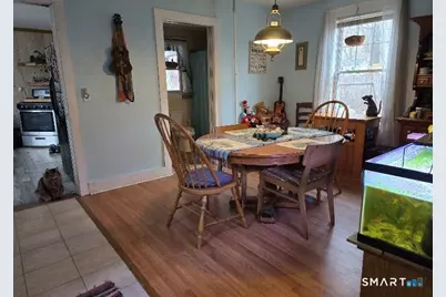 35 Maple Avenue, Enfield, CT 06082 - Photo 7