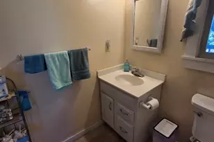 35 Maple Ave, Enfield, CT 06082 - Photo 13