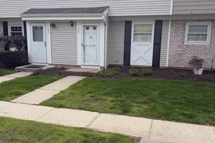 93 Park Ave, Danbury, CT 06810 - Photo 1