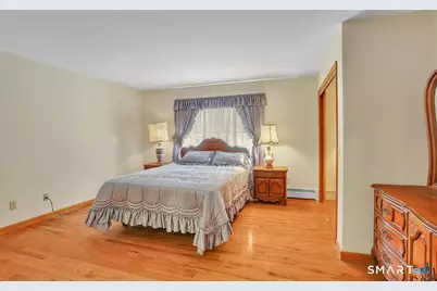 79 Orchard Street, Glastonbury, CT 06033 - Photo 17