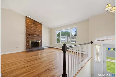 11 Goodrich Drive, Wethersfield, CT 06109 - Photo 5