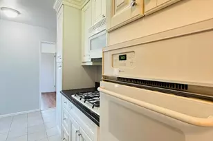 39 Glenbrook Rd, Stamford, CT 06902 - Photo 7