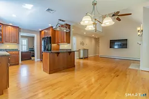 9 Streamside Ln, Berlin, CT 06037 - Photo 7