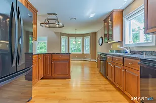 9 Streamside Ln, Berlin, CT 06037 - Photo 9
