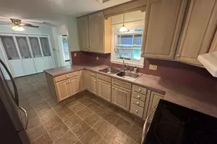 29 Shetucket Dr, Windham, CT 06280 - Photo 3