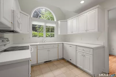 20 Carrie Circle, Fairfield, CT 06825 - Photo 15