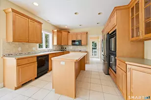 282 Tepi Dr, Southbury, CT 06488 - Photo 11