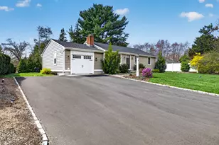 41 Sunnybrook Ln, Clinton, CT 06413 - Photo 3
