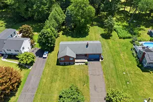 3 Burr St, Portland, CT 06480 - Photo 3