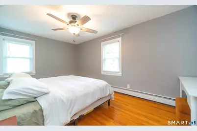 137 Mohawk Drive, West Hartford, CT 06117 - Photo 29