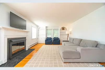 137 Mohawk Drive, West Hartford, CT 06117 - Photo 15