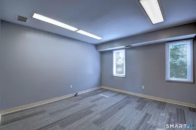 21 Middle Turnpike East, Manchester, CT 06040 - Photo 25