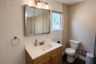 11 Hine St, West Haven, CT 06516 - Photo 21