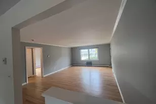 21 Leonard St, Stamford, CT 06906 - Photo 5