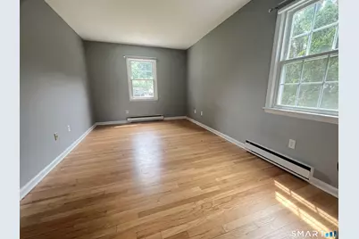 21 Leonard Street, Stamford, CT 06906 - Photo 11