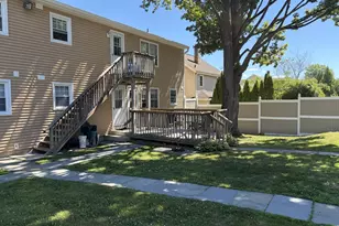 21 Leonard St, Stamford, CT 06906 - Photo 3