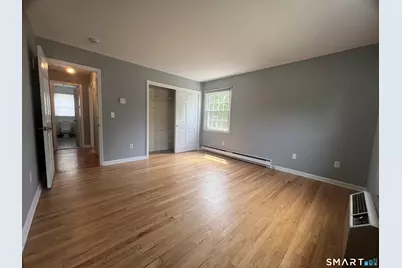 21 Leonard Street, Stamford, CT 06906 - Photo 9
