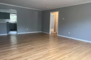 21 Leonard St, Stamford, CT 06906 - Photo 7