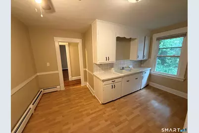 285 Hillside Avenue, Naugatuck, CT 06770 - Photo 3