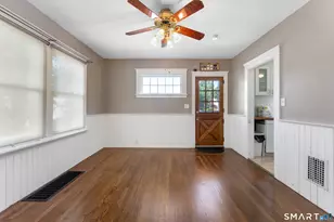175 Augur St, Hamden, CT 06517 - Photo 13