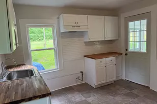 162 Bristol St, Thomaston, CT 06787 - Photo 7