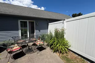 20 Plymouth Ct, Clinton, CT 06413 - Photo 27