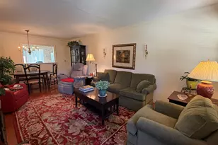 20 Plymouth Ct, Clinton, CT 06413 - Photo 1