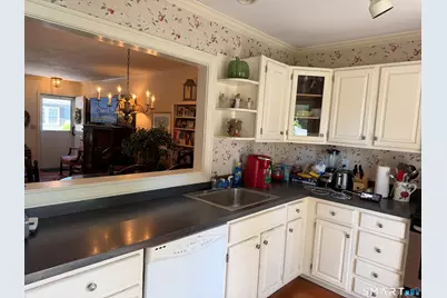 20 Plymouth Court #20, Clinton, CT 06413 - Photo 9