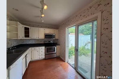 20 Plymouth Court #20, Clinton, CT 06413 - Photo 33