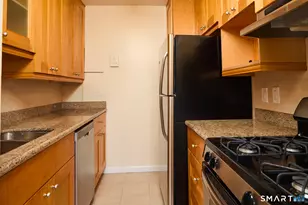 2625 Park Ave, Bridgeport, CT 06604 - Photo 13