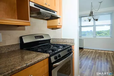 2625 Park Avenue #7S, Bridgeport, CT 06604 - Photo 11