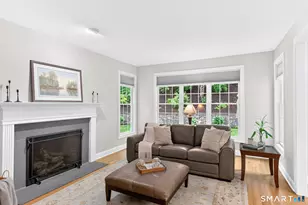 7 Ellsworth Pl, Avon, CT 06001 - Photo 11