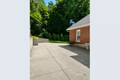 32 Homestead Avenue, Derby, CT 06418 - Photo 5