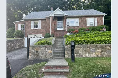 32 Homestead Avenue, Derby, CT 06418 - Photo 1